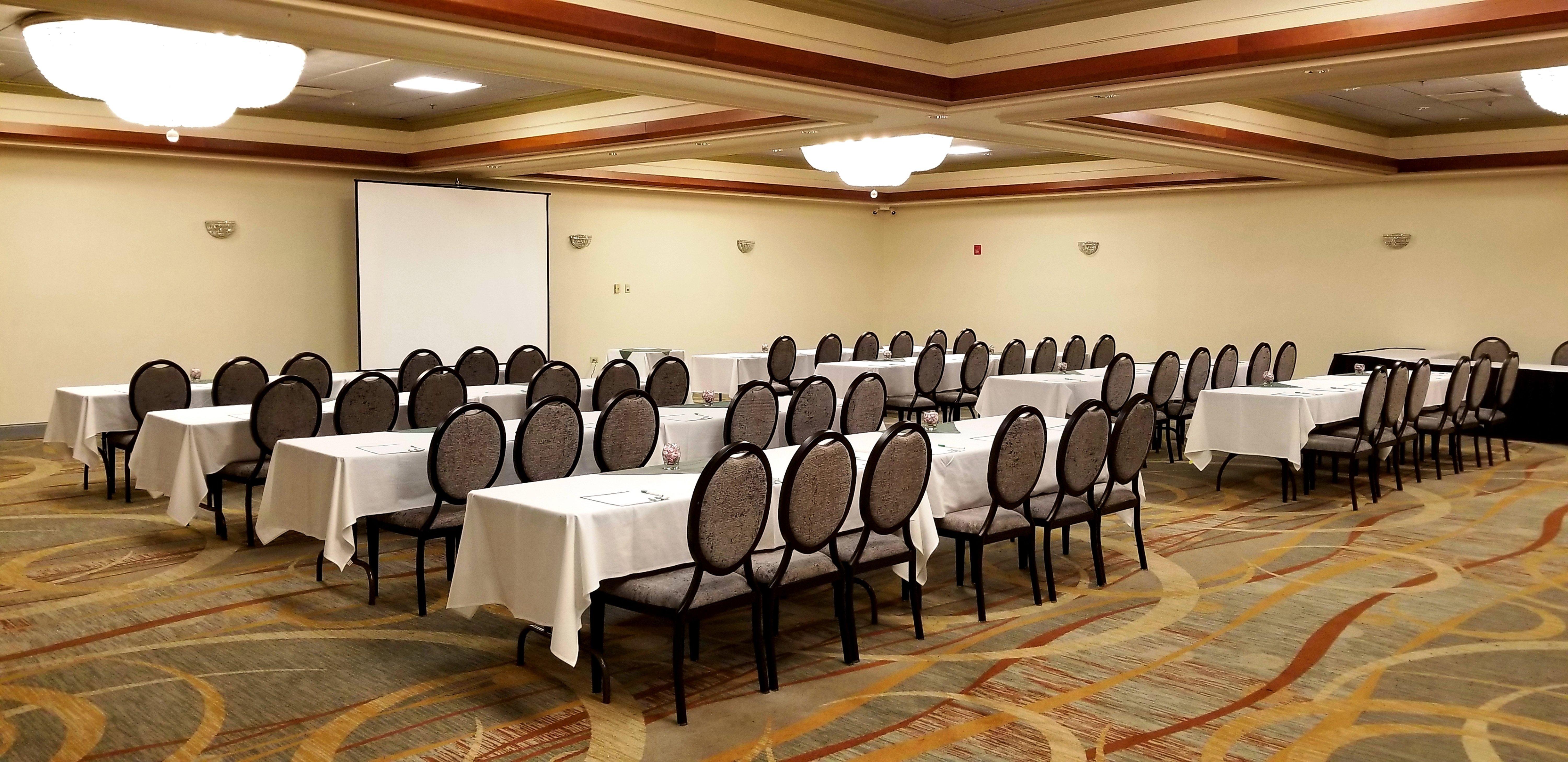 Holiday Inn Chicago Sw-Countryside Confctr By Ihg Exterior photo